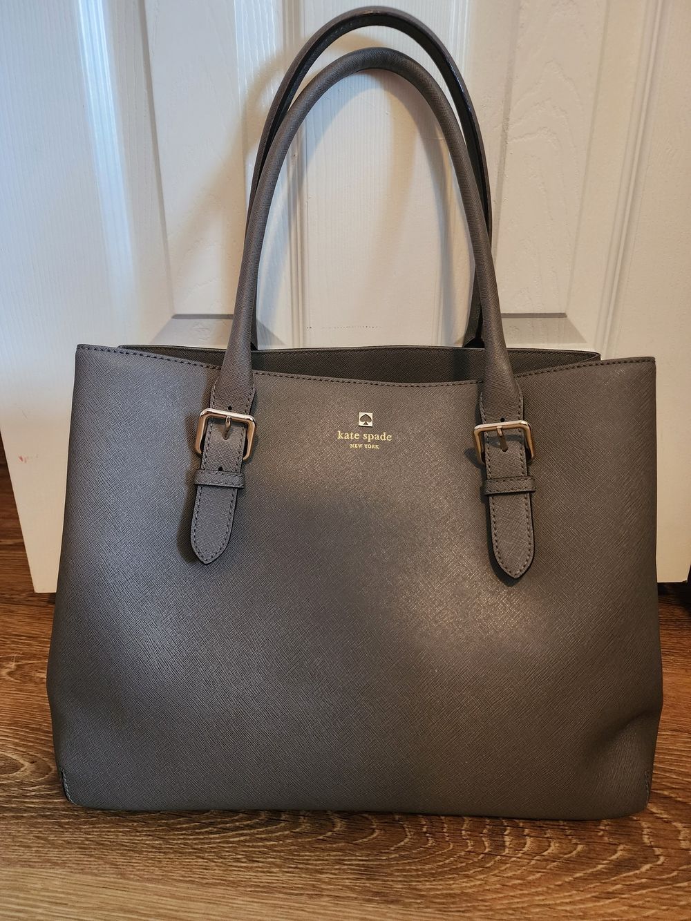 Kate Spade Cove Street Airel Saffiano Leather Cliff Grey Tote Bag
